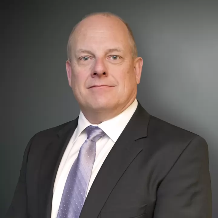 Mark Becker's Headshot Photo
